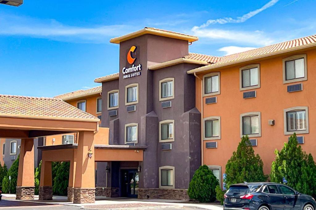 Comfort Inn And Suites Thatcher Bagian luar foto